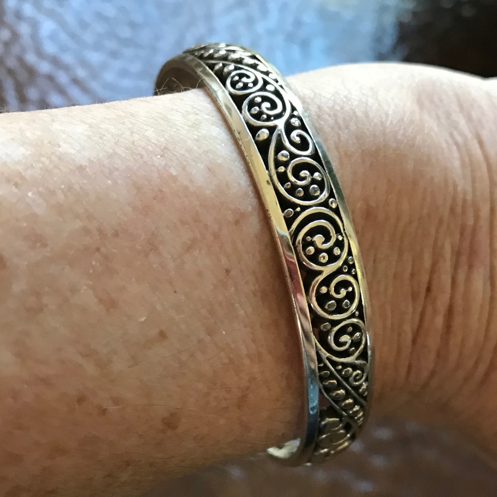 Brighten Bangle Bracelet